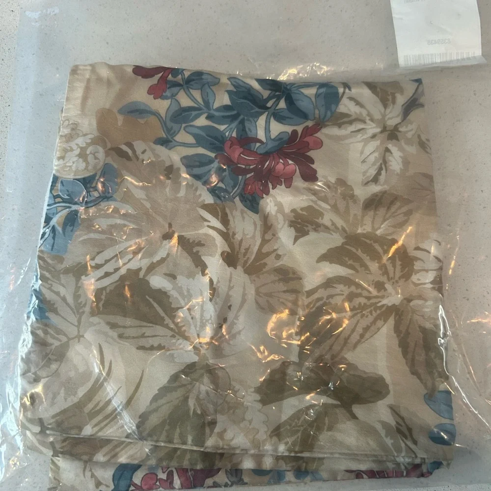 Williams Sonoma Floral Pillow Cover